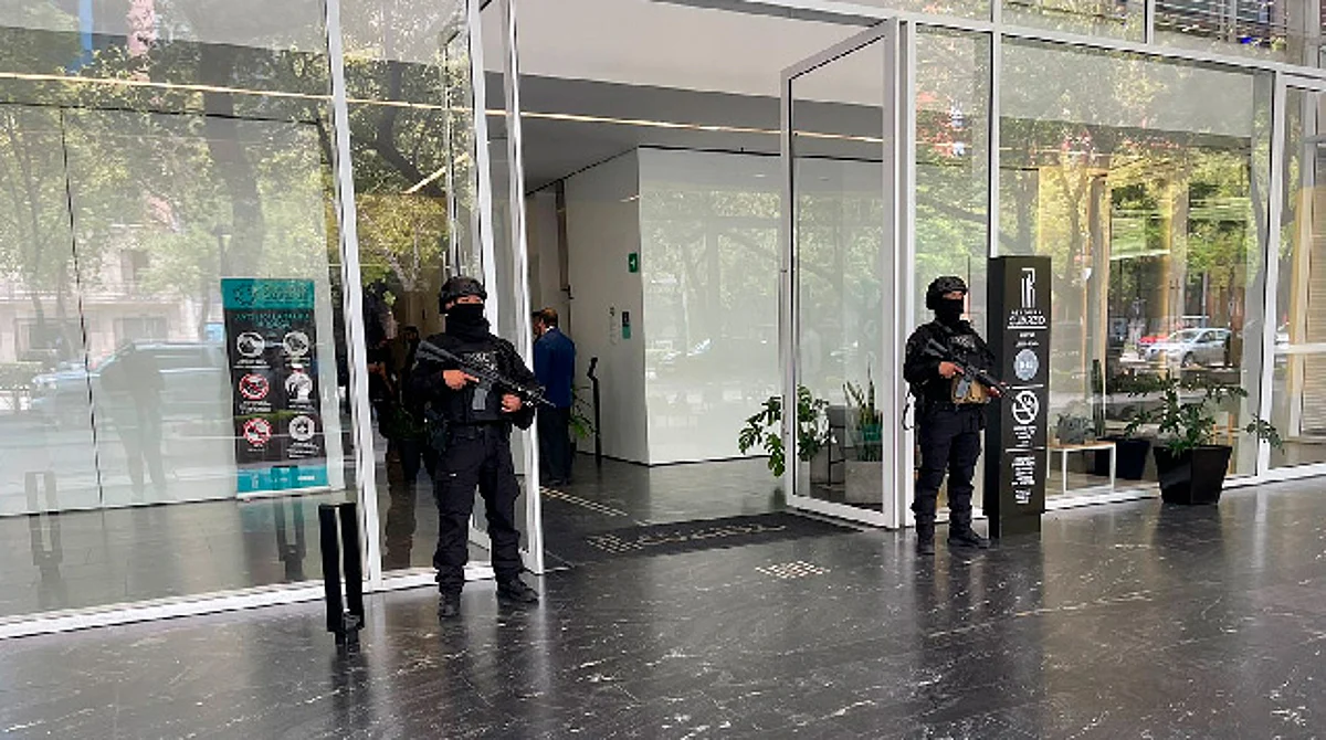 Realizan cateo en call-center; prestaba dinero por apps y extorsionaba en CDMX