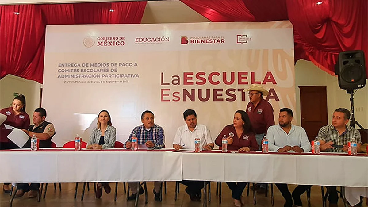 La intención es mejorar las condiciones escolares de los estudiantes