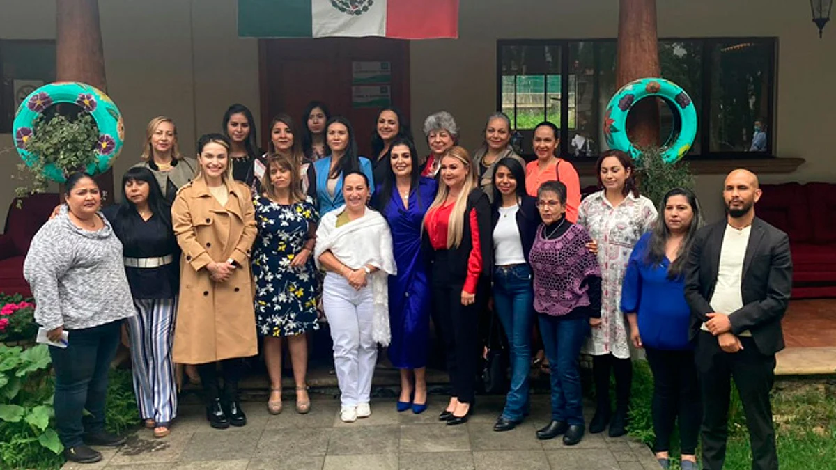 Queda conformado el patronato de la Estancia Diurna del DIF Municipal de Pátzcuaro