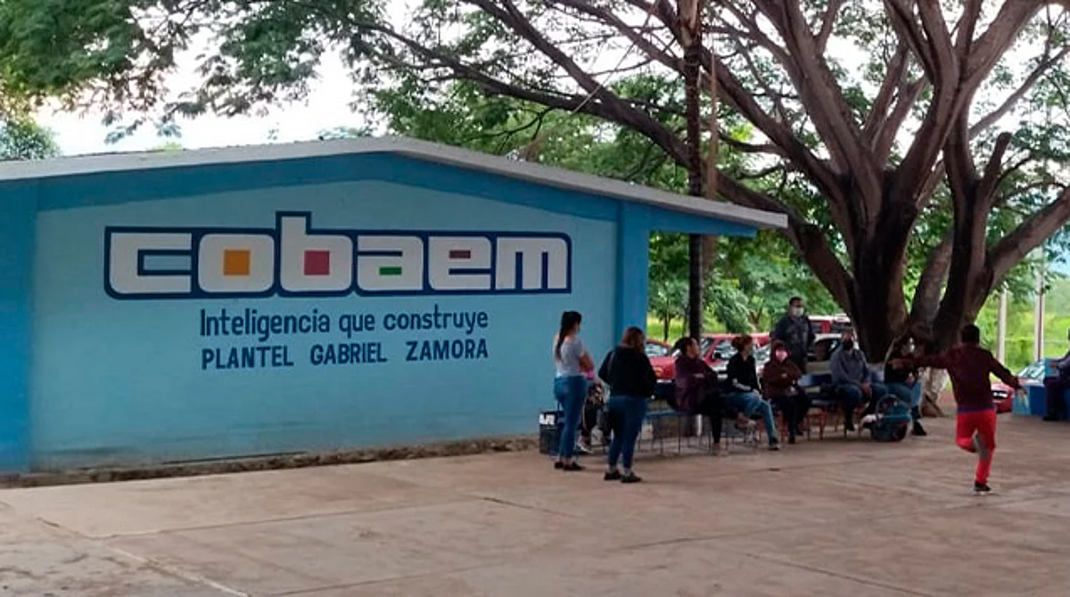 SITCBEM se paga vacaciones en Ixtapa con recursos del Cobaem