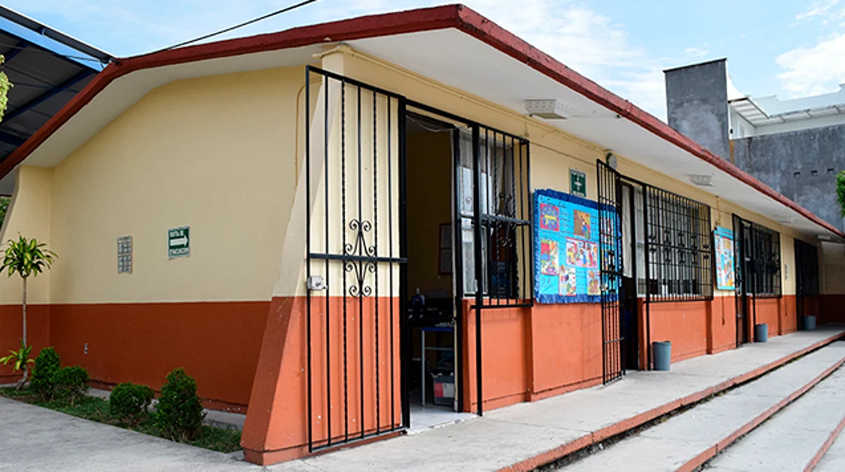 Para asignar una plaza de maestros, los docentes ingresan a una plataforma en la que se verifica el centro educativo disponible, el municipio y el profesor conforme a una lista