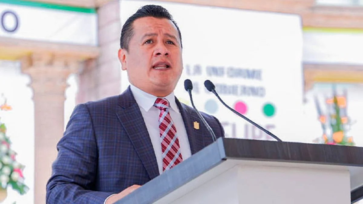 Respetamos sus determinaciones, pero insistimos en buscar, a través del diálogo, las soluciones que logren resolver esta diferencia, expresó el secretario de Gobierno