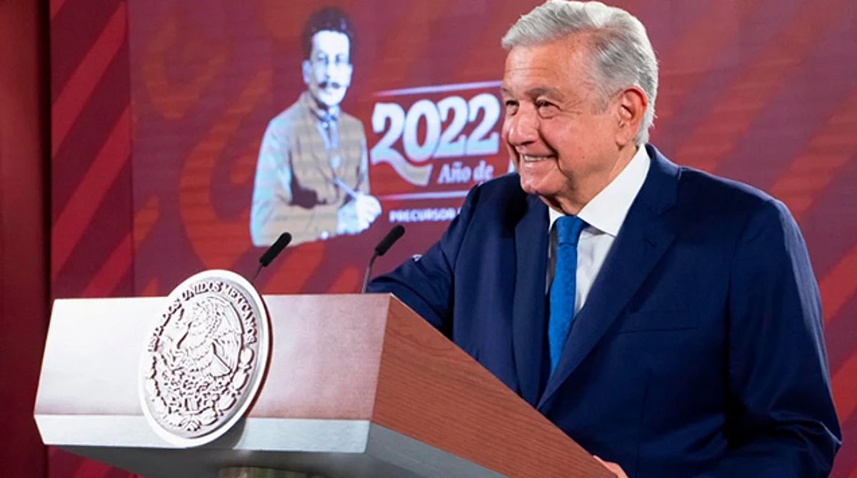 Garantiza AMLO abasto y compra de medicamentos hasta 2024