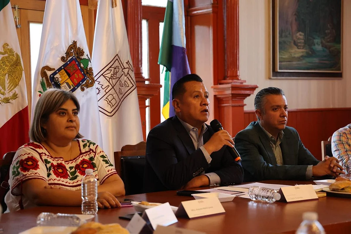 Instalan Comité de Evaluación de Daños para afectaciones por sismo en Coalcomán