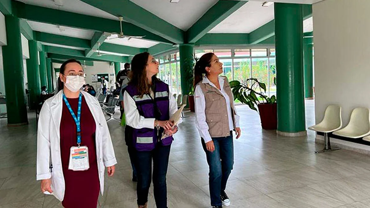 Los servicios médicos, hospitalarios y administrativos continúan otorgándose sin interrupción