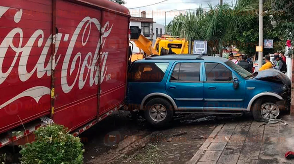 Una grúa retiró los automotores siniestrados y los llevó a un corralón