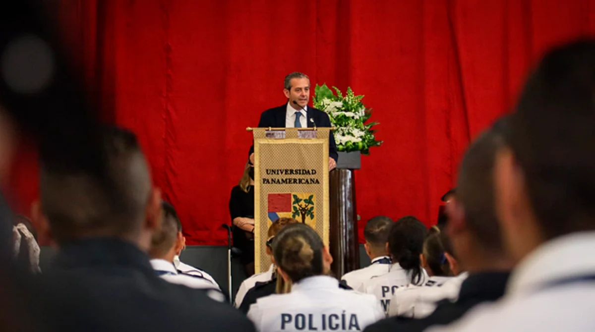 Capacitación de vanguardia a policías tiene que impactar positivamente a ciudadanos: González Cussi