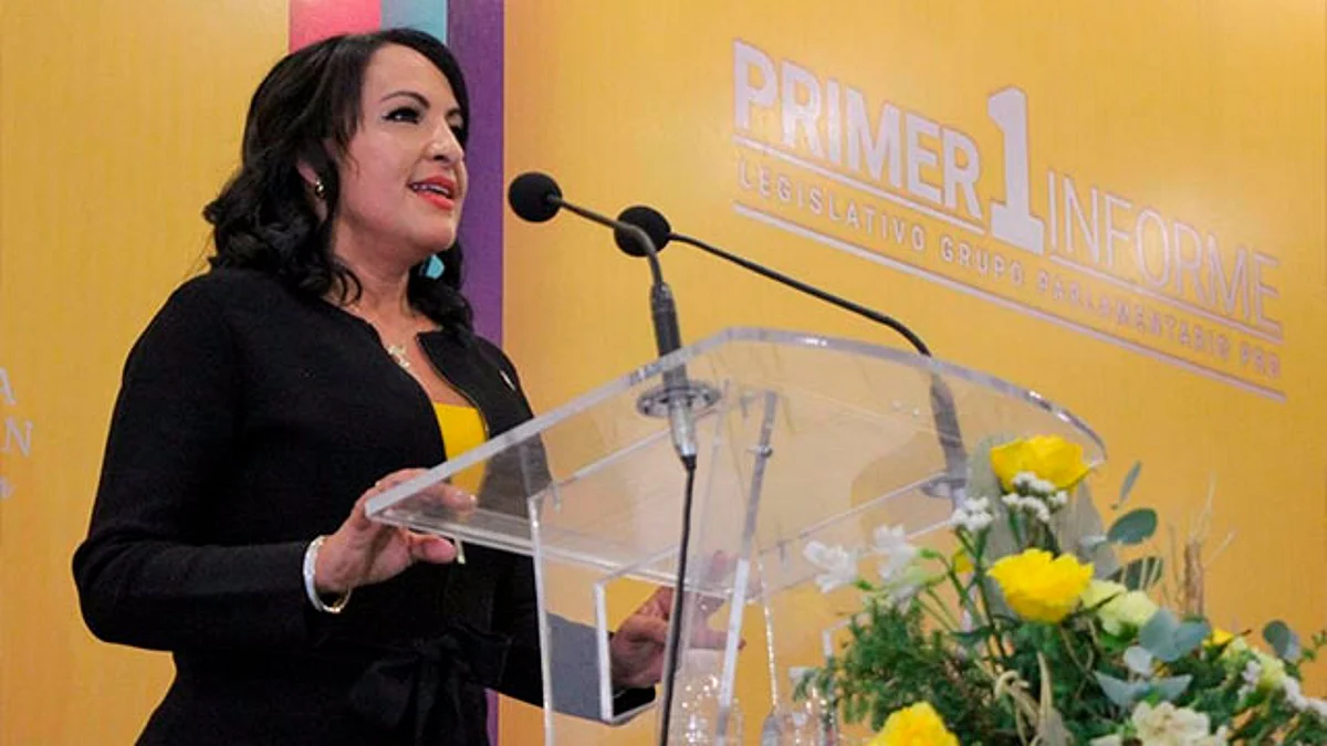 Presenta Lupita Díaz Chagolla su primer informe legislativo