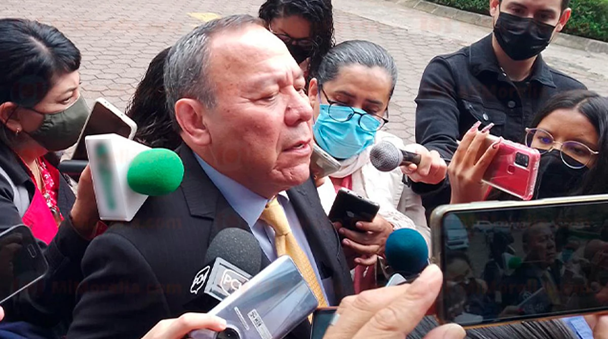 "PRI va en sentido contrario a la alianza", acusa Zambrano