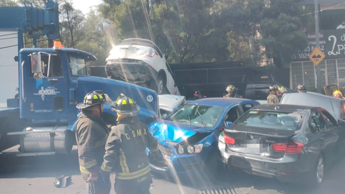 El conductor de la unidad huyó como si nada