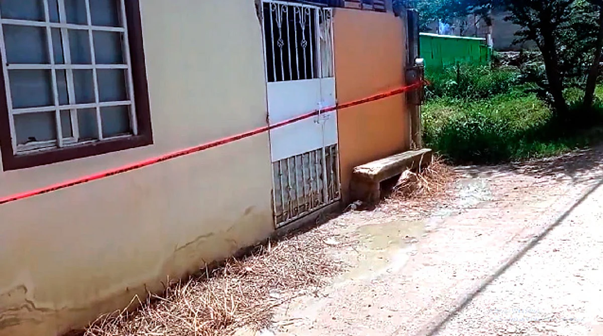 Asesinan a golpes a maestra en Oaxaca; su esposo fue detenido