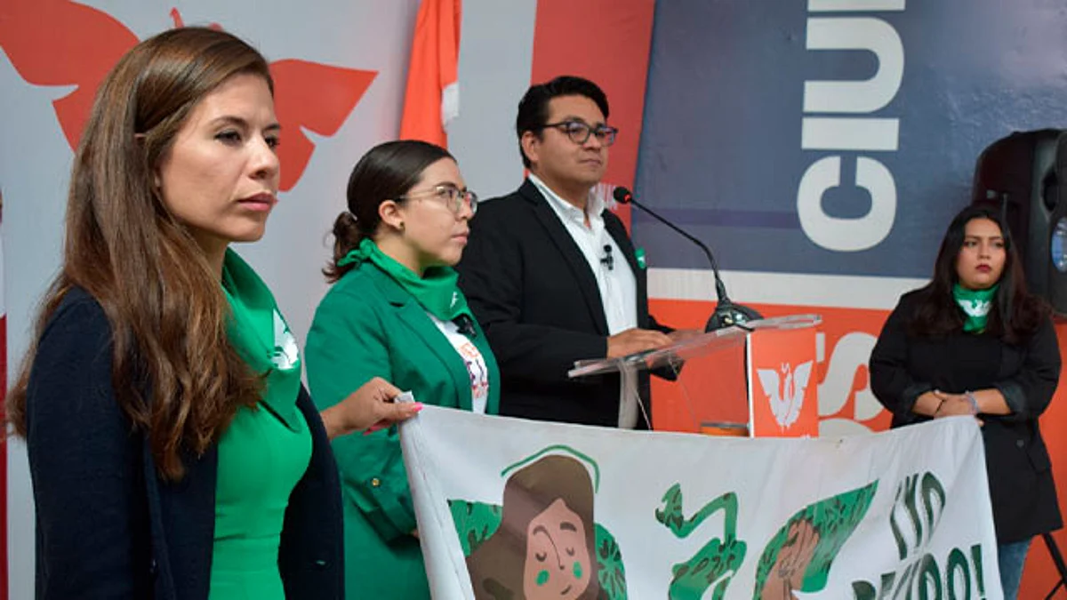 Carreño Sosa recalcó que en Movimiento Ciudadano la agenda naranja es clara y es sobre la ruta de las libertades, sin maternidades forzadas y sin la estigmatización a quienes toman esta decisión