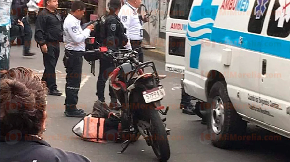 Morelia: motociclista que perdió pierna chocó contra muro de contención, confirman