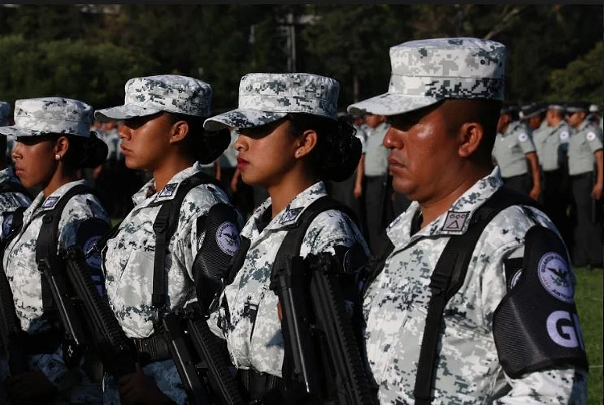 Aprueban en lo general y particular incorporación de la GN a la Sedena