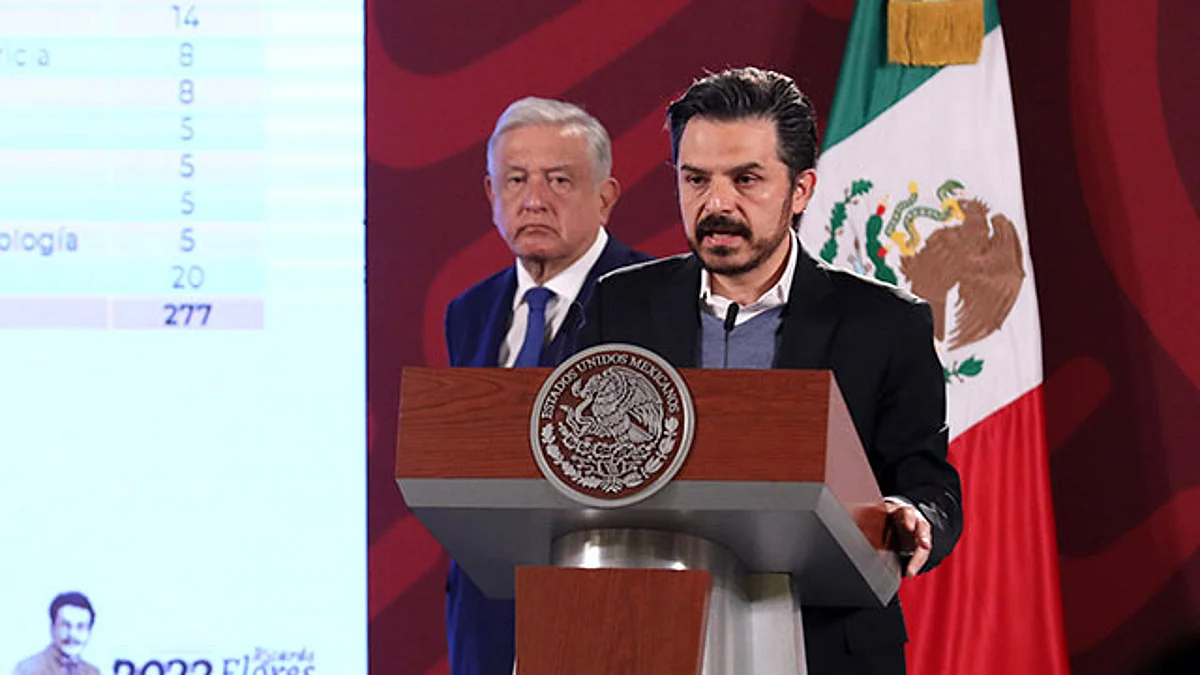 Se realizaron diversas mejoras para garantizar la operación de los hospitales, como plafones, impermeabilizaciones y bardas perimetrales