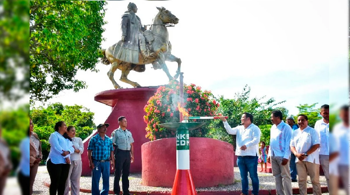 Encienden Fuego Patrio en Acalpican de Morelos
