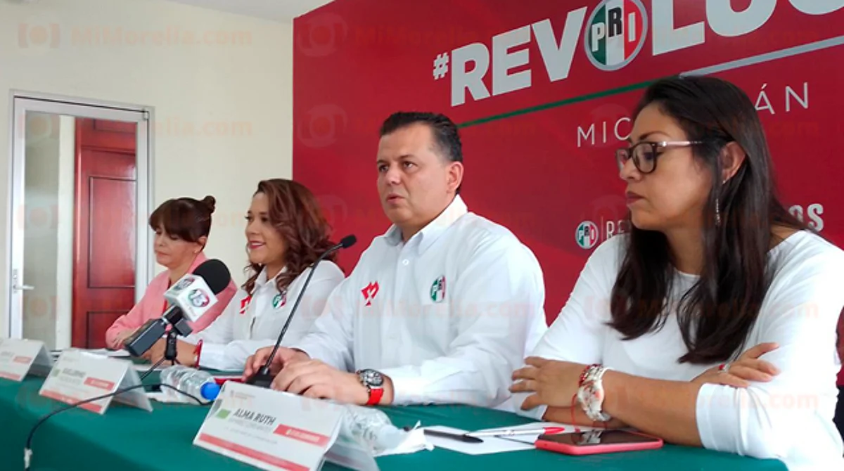El dirigente priísta adelantó el "respaldo absoluto" desde Michoacán a una iniciativa impulsada en la Cámara de Diputados