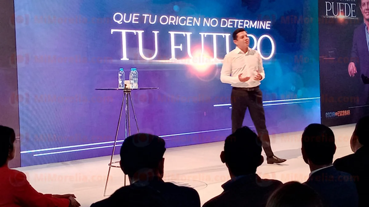 Presenta Oscar Escobar su primer informe de labores legislativas