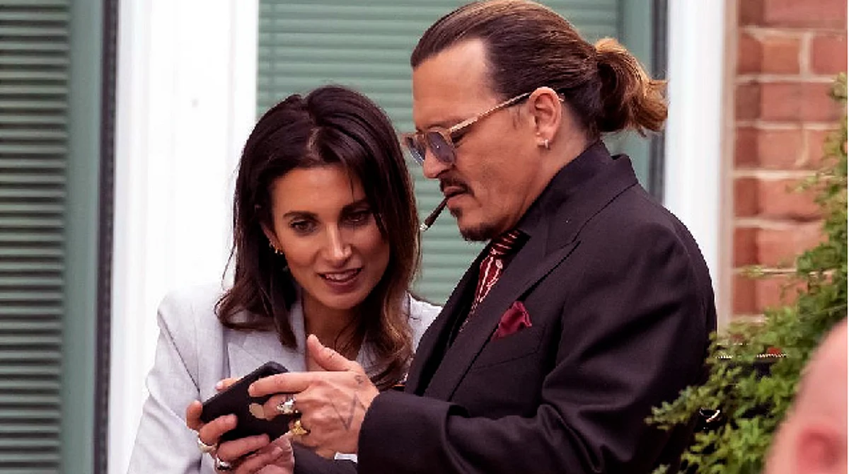 Johnny Depp estrena romance con una de sus abogadas, pero no es Camille Vasquez