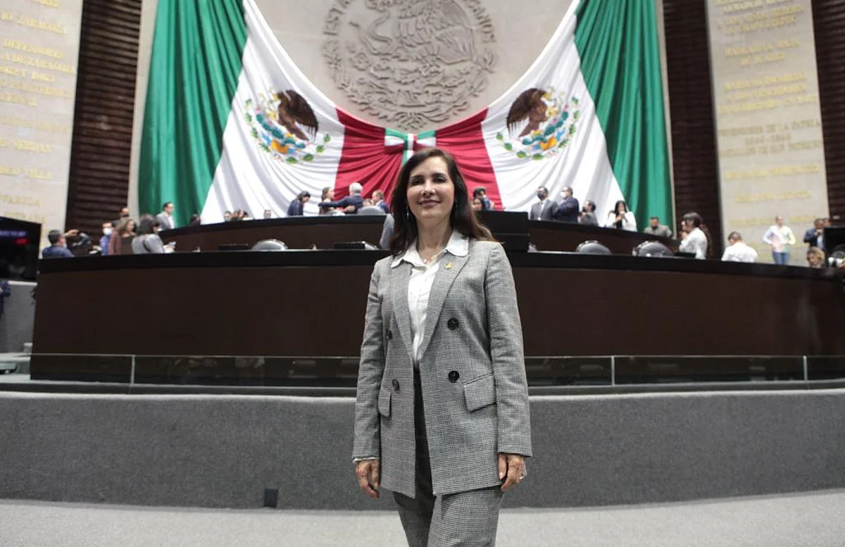 Eligen a Macarena Chávez como secretaria de la Mesa Directiva de la Cámara de Diputados