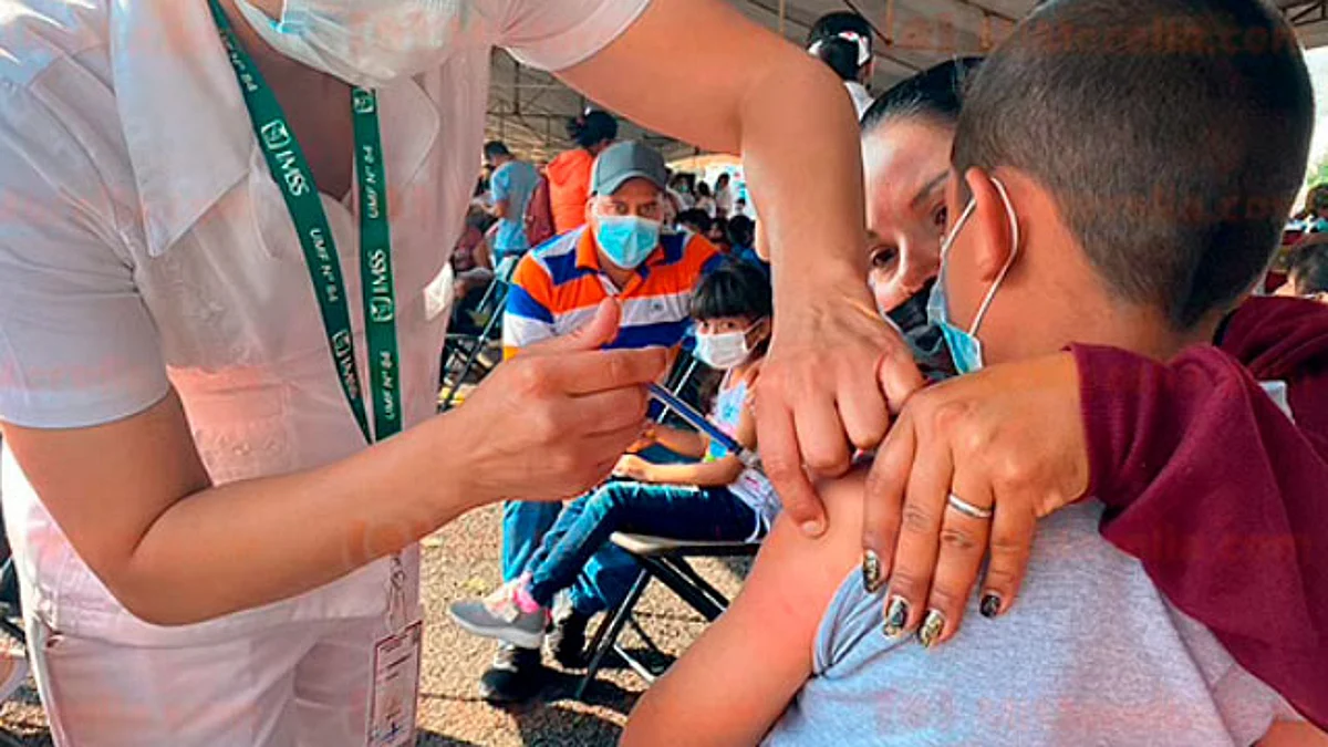 El módulo de vacunación donde se estarán aplicando primeras y segundas dosis a los niños de 5 a 11 años en Uruapan será, de 8:00 a 15:00 horas