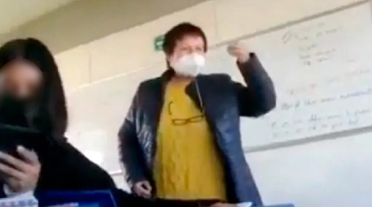 Maestra en Puebla llama retrasados a sus alumnos; fue separada del cargo