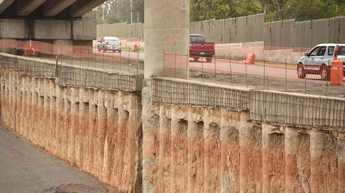 Autoridades confían que próximamente puedan abrir otros tramos para agilizar el paso