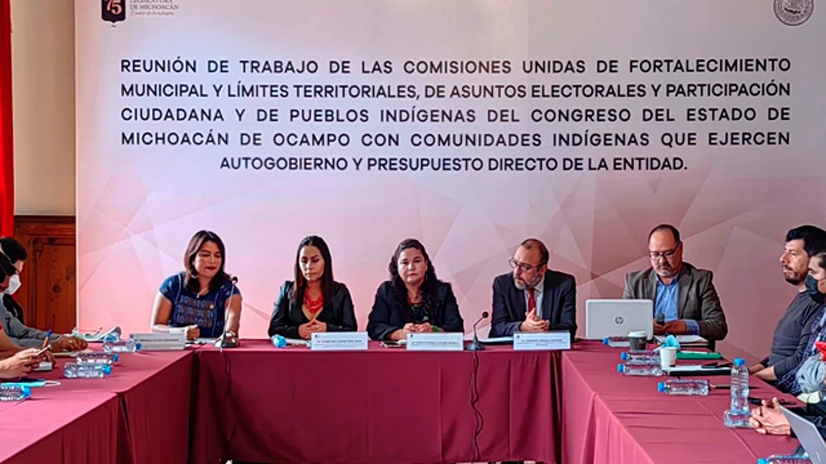 En apego al mandato de la Corte, Congreso dará certeza para equilibrar diferentes formas de gobierno: Gloria Tapia