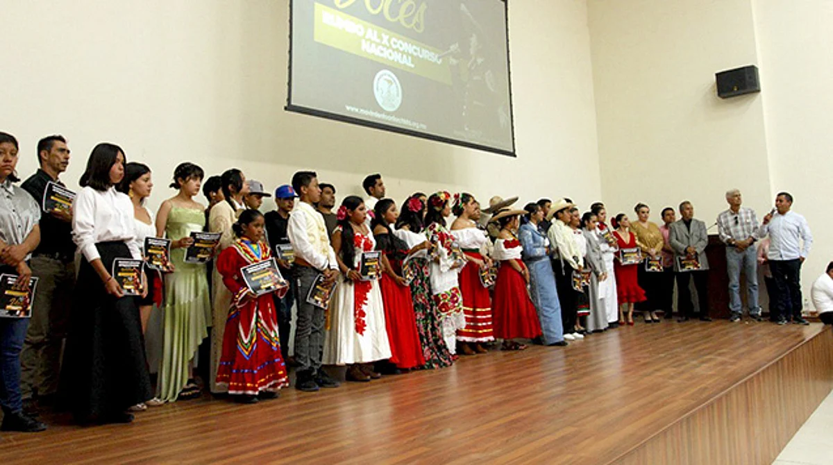 Cuando el pueblo canta, también lucha: Alberto Flores