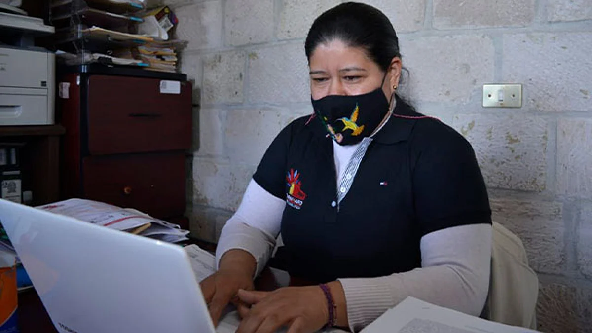El servicio estará disponible de 8 a 4 de la tarde, de lunes a viernes al número 44-34-75-13-58