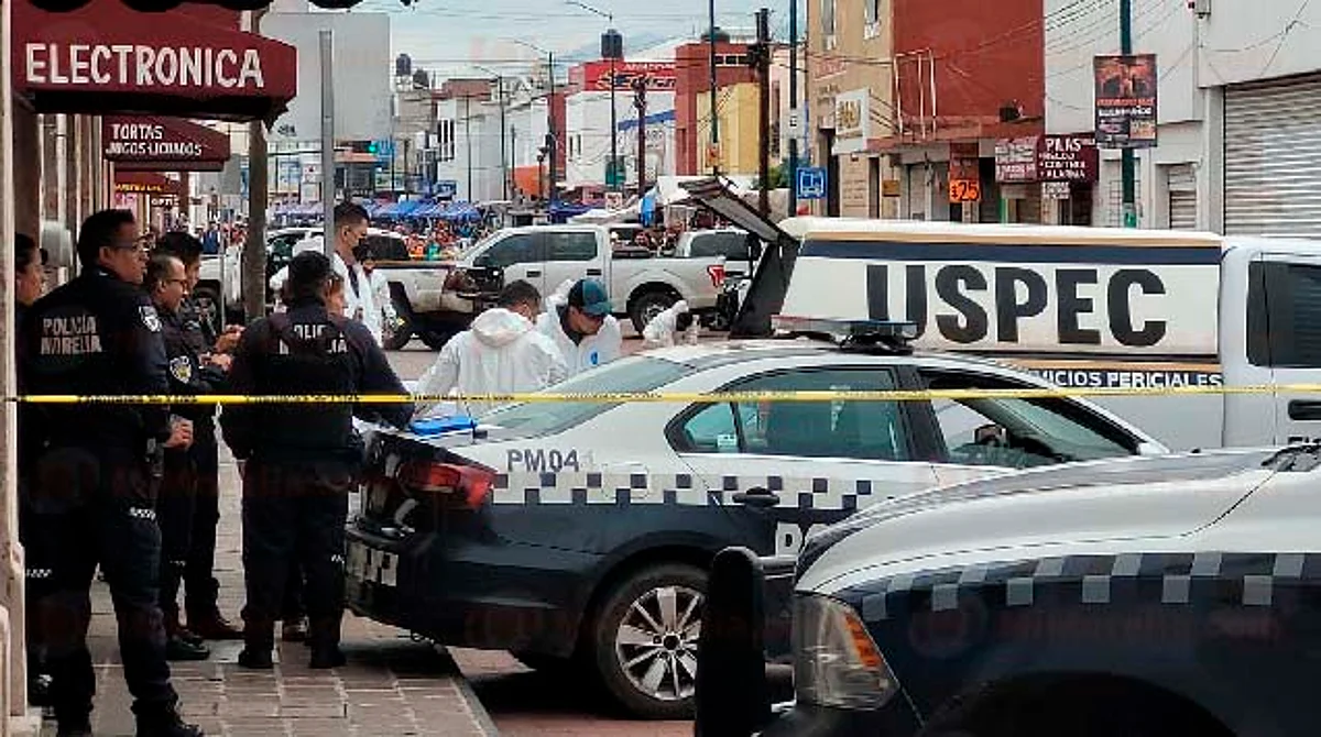 Los asesinos huyeron en una camioneta azul con rumbo desconocido