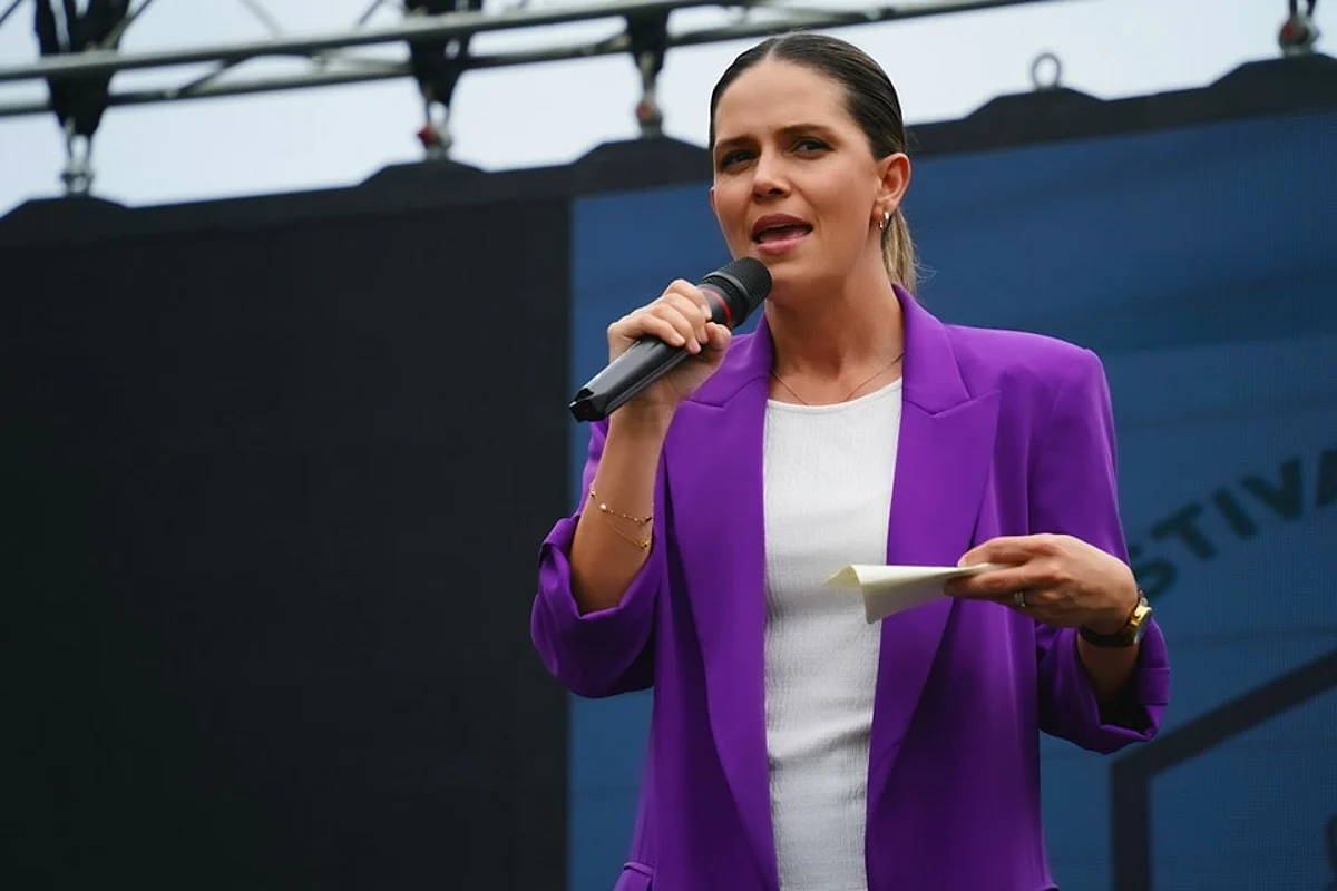 Buscará Daniela de los Santos candidatura al Senado