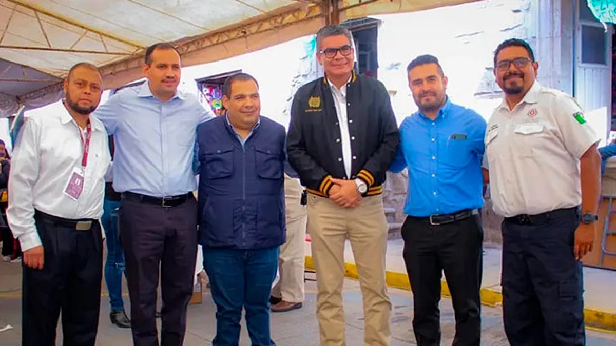 Ojalá les sirva a todos los que se acerquen a los stands, que conozcan y lleven esos aprendizajes adquiridos a sus papás, tíos, abuelos, amigos, dijo el presidente municipal