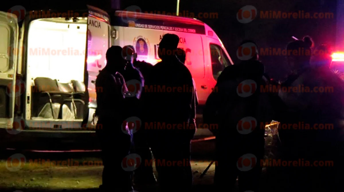 Matan a dos mientras iban en un auto, en Michoacán