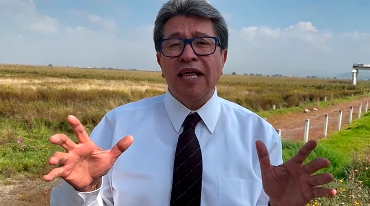 "Contenido basura, falso, truqueado; voy a ejercer mi derecho": Monreal