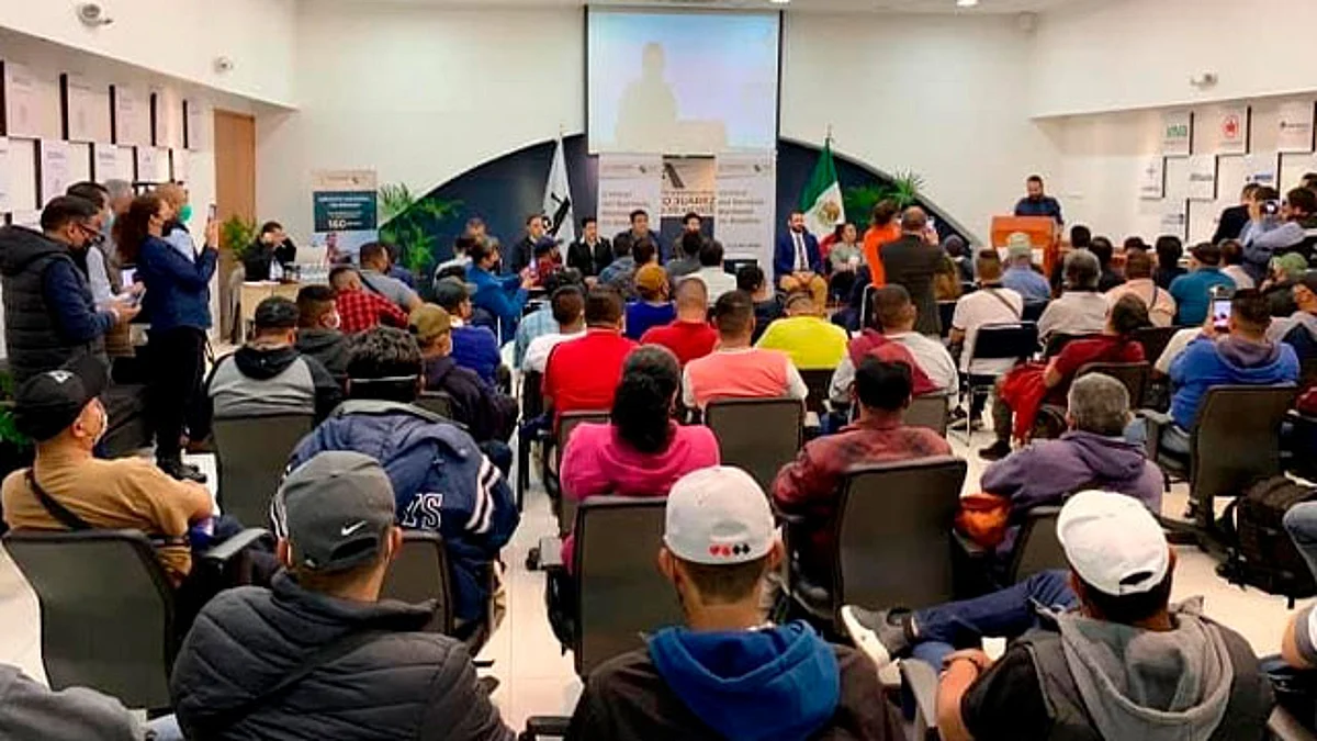 20 michoacanos permanecerán en Canadá hasta el 14 de noviembre