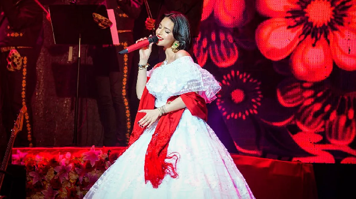 Ángela Aguilar dará concierto gratuito en el Zócalo tras Desfile de Día de Muertos