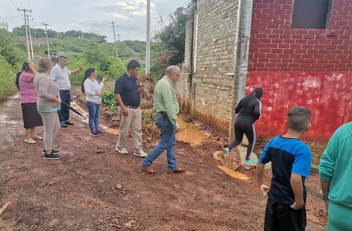 Urge la atención a obras y servicios en colonias populares de Tacámbaro