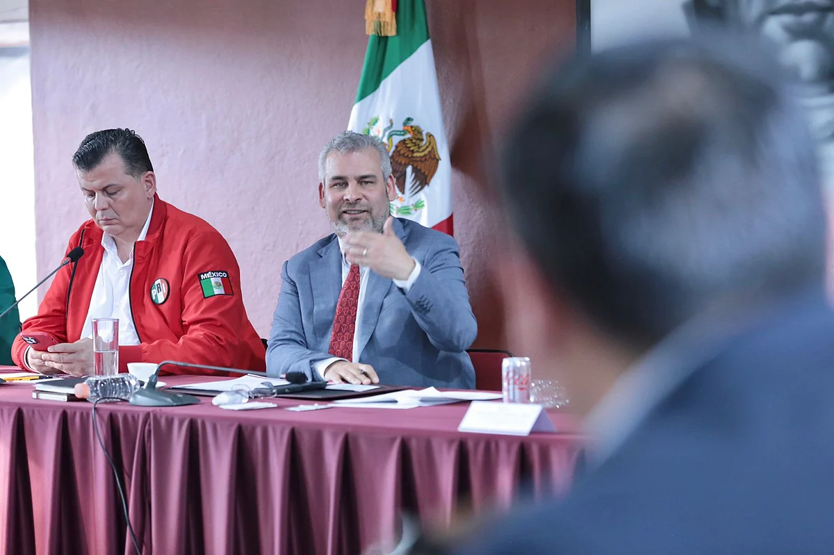 Reitera Bedolla respaldo a municipios para reforzar acciones de seguridad