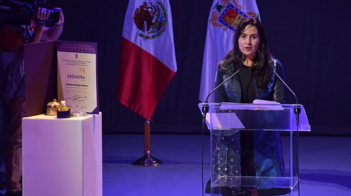 Necesario, visibilizar más a artistas y artesanas michoacanas: Gabriela Molina