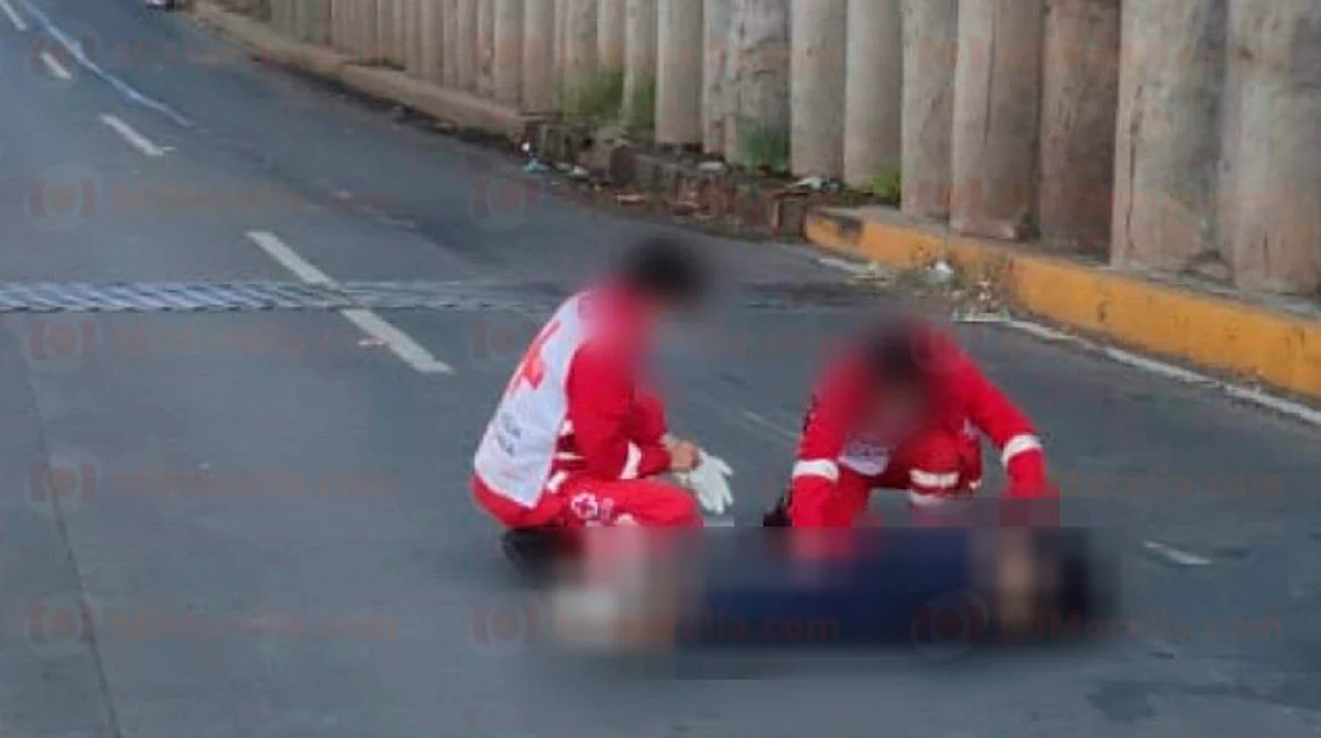 Motociclista derrapa y muere sobre el periférico oriente de Morelia