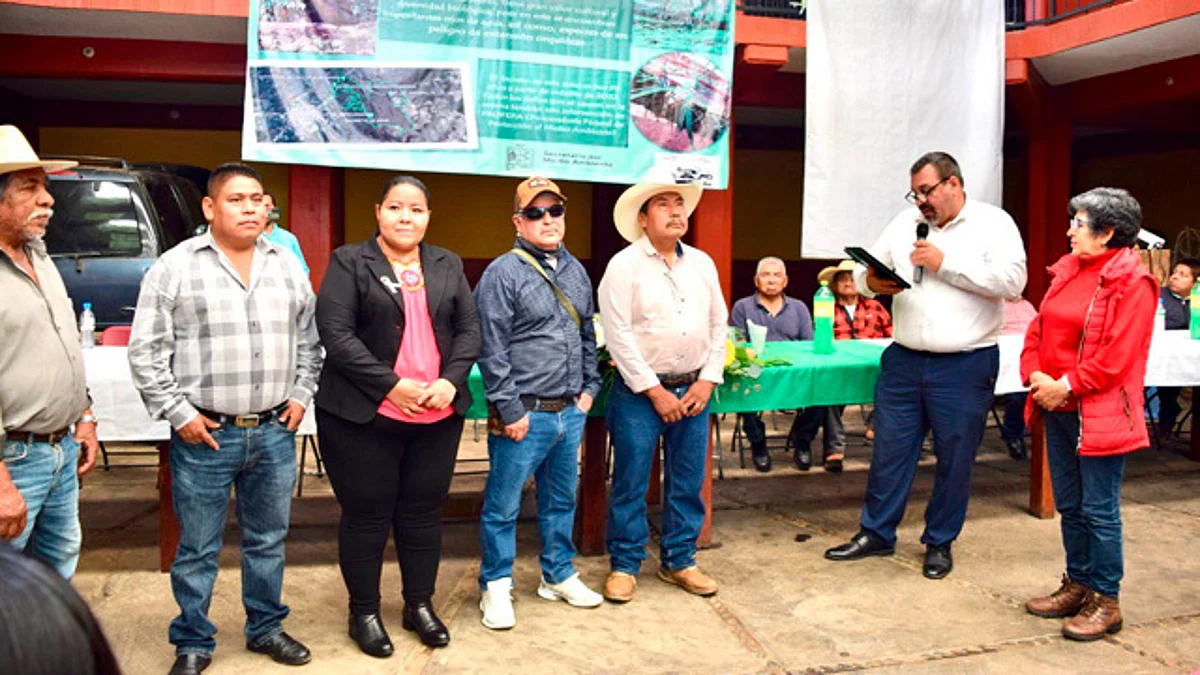 Gobierno de Michoacán entrega decreto de conservación en Tingambato