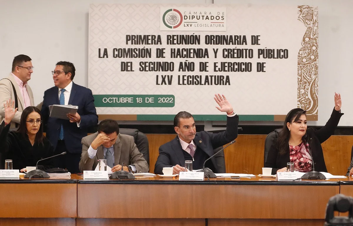 Diputados aprueban en comisiones Ley de Ingresos para 2023; va al pleno el jueves