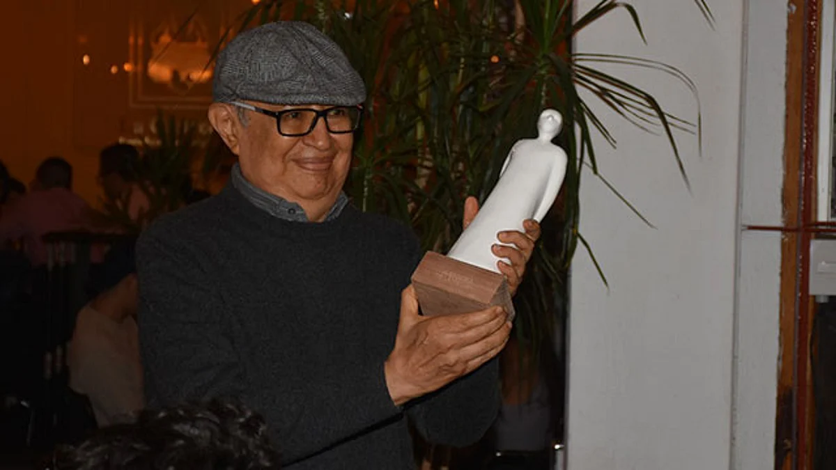 Eduardo de la Vega Alfaro recibe Premio Guerrero de la Prensa al Mérito Periodístico