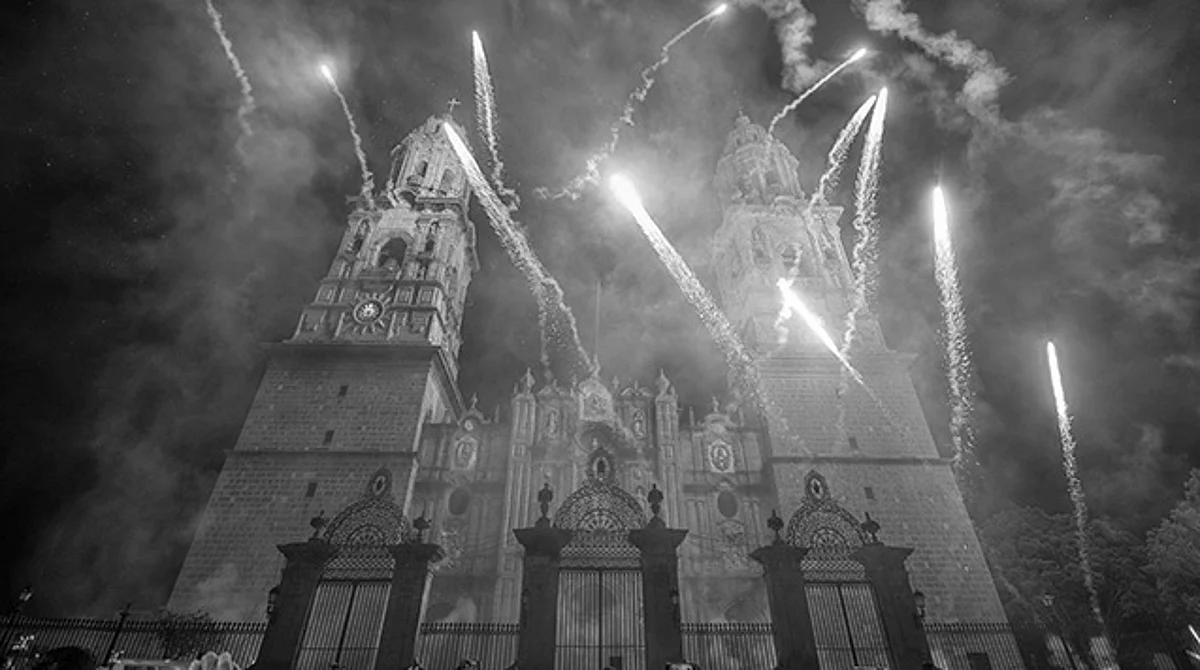 Este sábado, encendido de catedral será en blanco en homenaje a personas ciegas