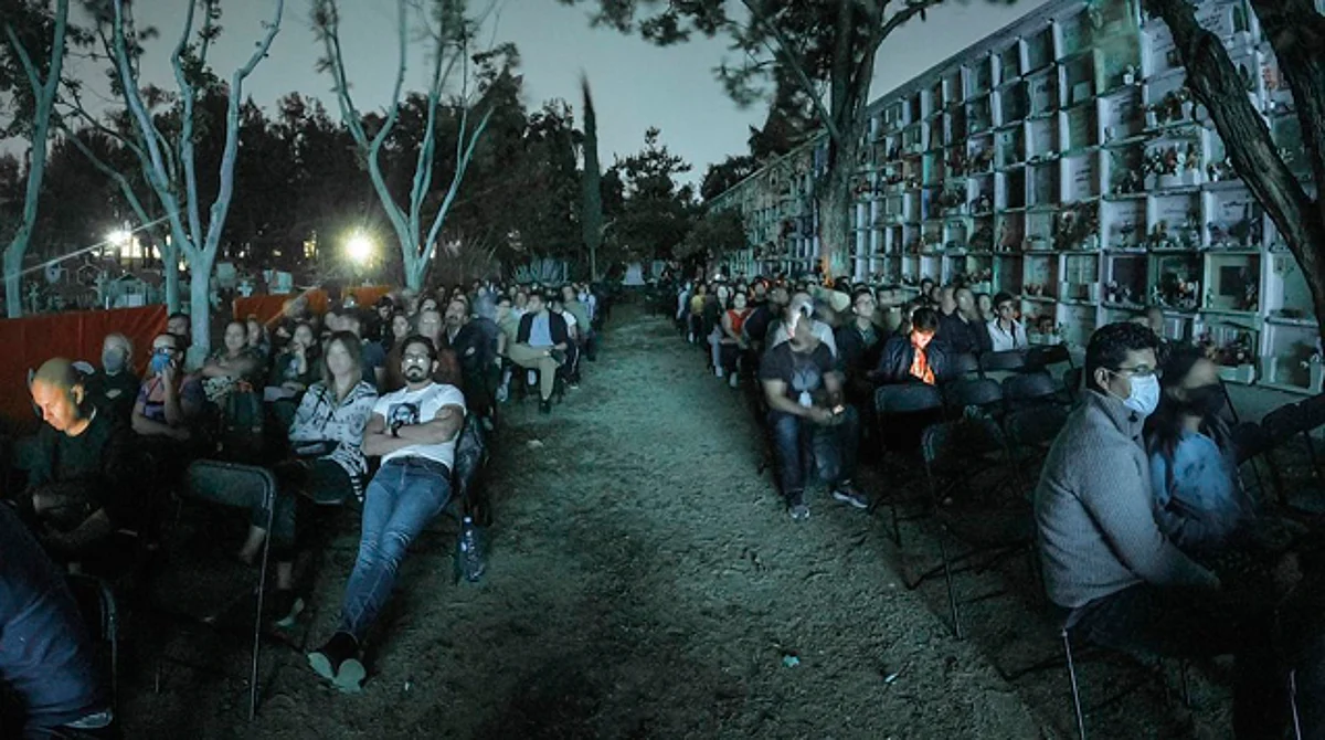 Este jueves habrá cine en panteón de Morelia