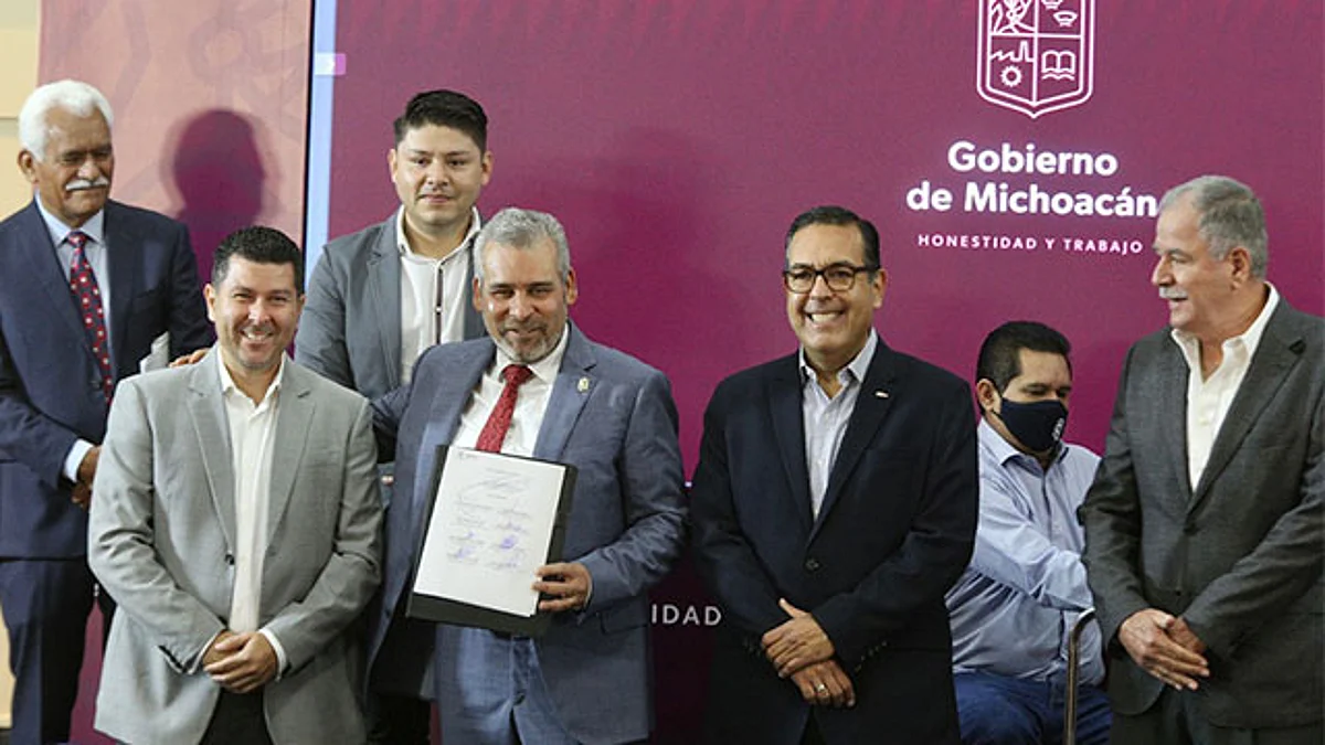 La estrategia consiste en aumentar la producción de granos y el no incremento a cuotas de transporte público y peaje en concesiones estatales durante seis meses