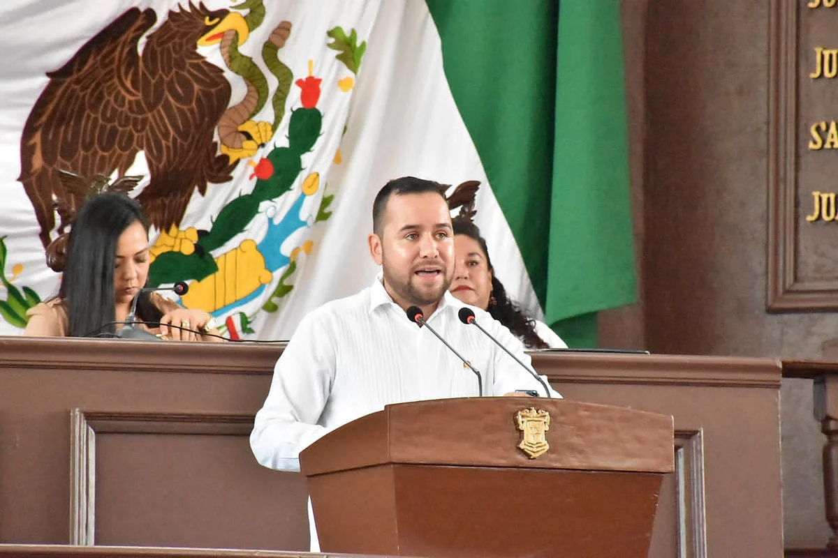 Pide diputado retomar propuesta de elevar a la UMSNH a universidad nacional