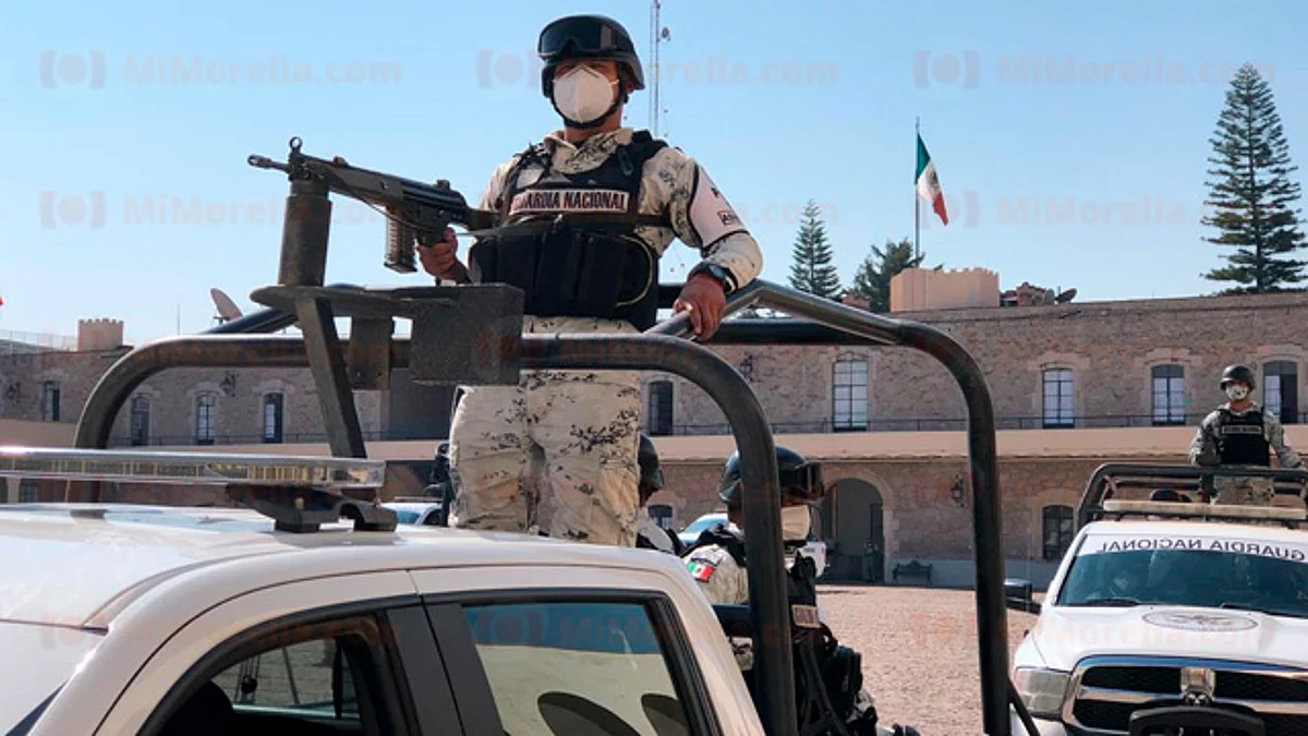 Congresos estatales avalan permanencia de militares en las calles
