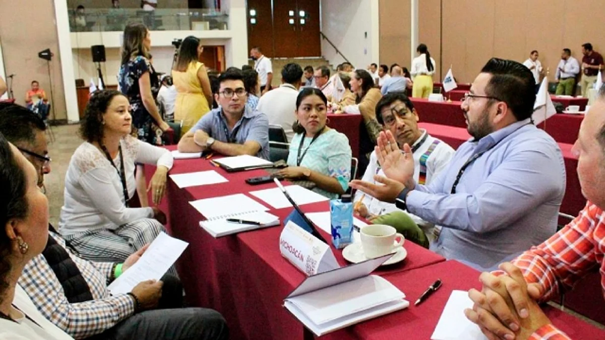 El objetivo de actualizar y fortalecer las acciones y programas de la Estrategia Integral de Asistencia Social Alimentaria y de Desarrollo Comunitario